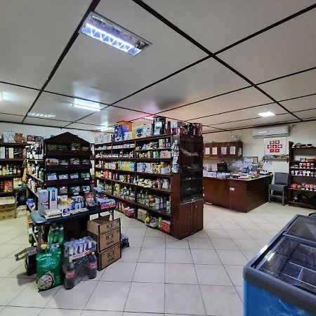 Tiptop Hotel, Resto And Delishop Panglao Esterno foto