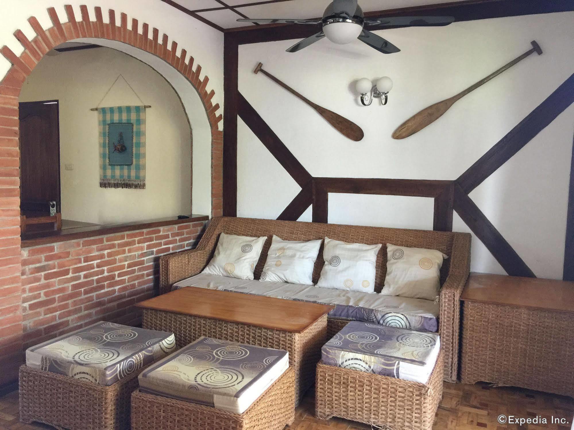 Tiptop Hotel, Resto And Delishop Panglao Esterno foto