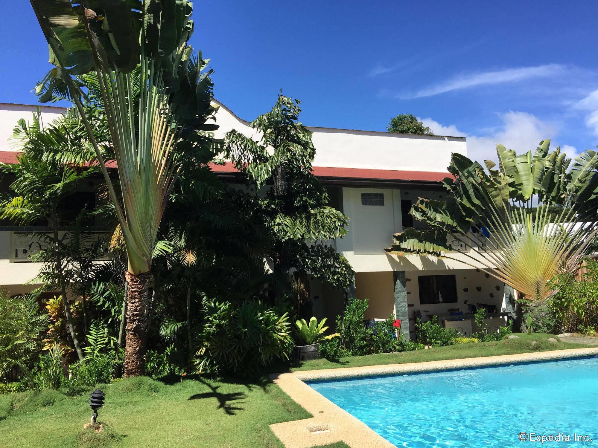 Tiptop Hotel, Resto And Delishop Panglao Esterno foto